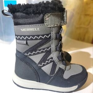 Merrell Snow Boots Kids Size 6